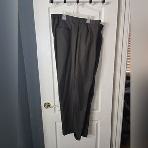 Roundtree & Yorke Brown Dress Pants